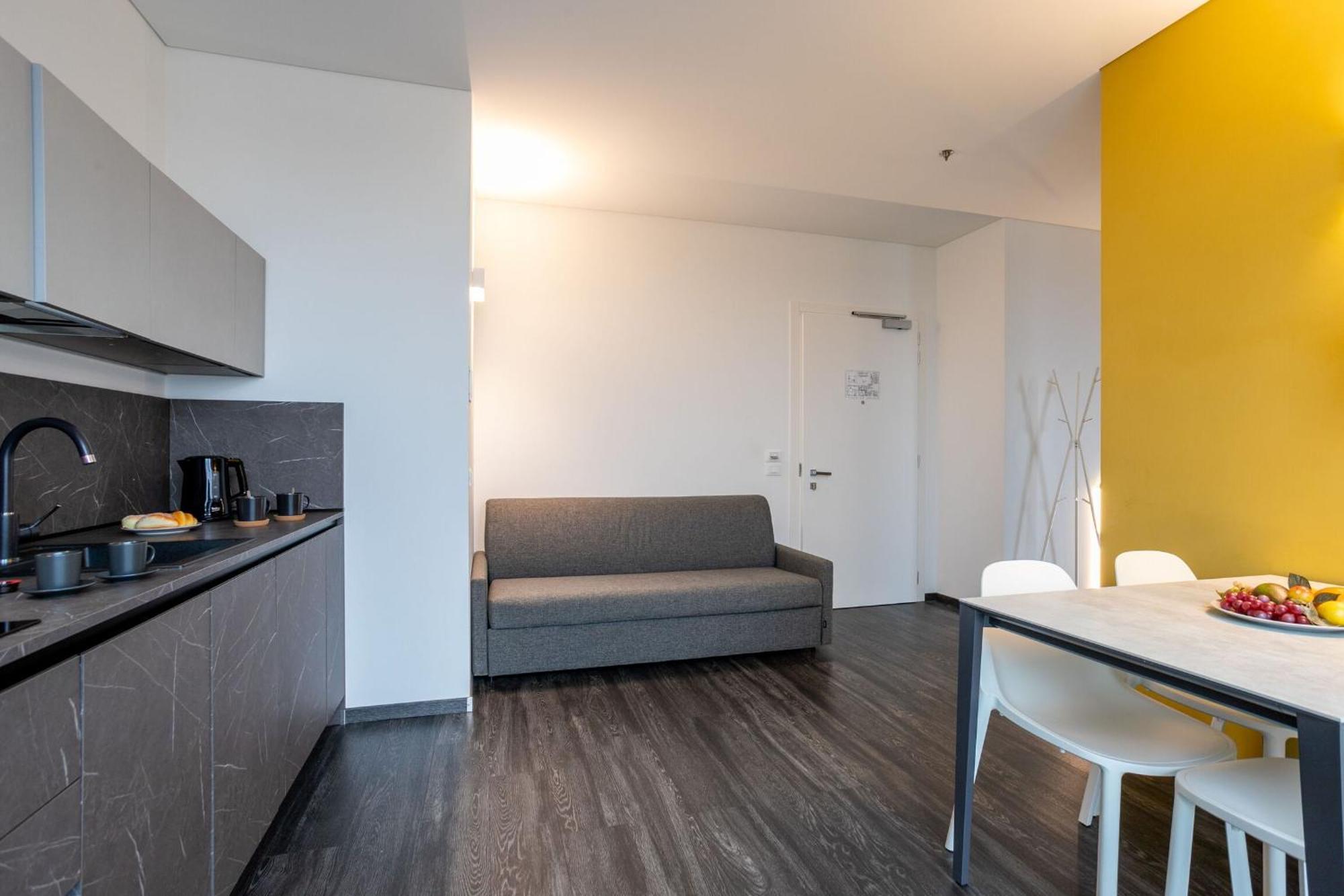 Htm Venice Suite By Halldis Местре Экстерьер фото