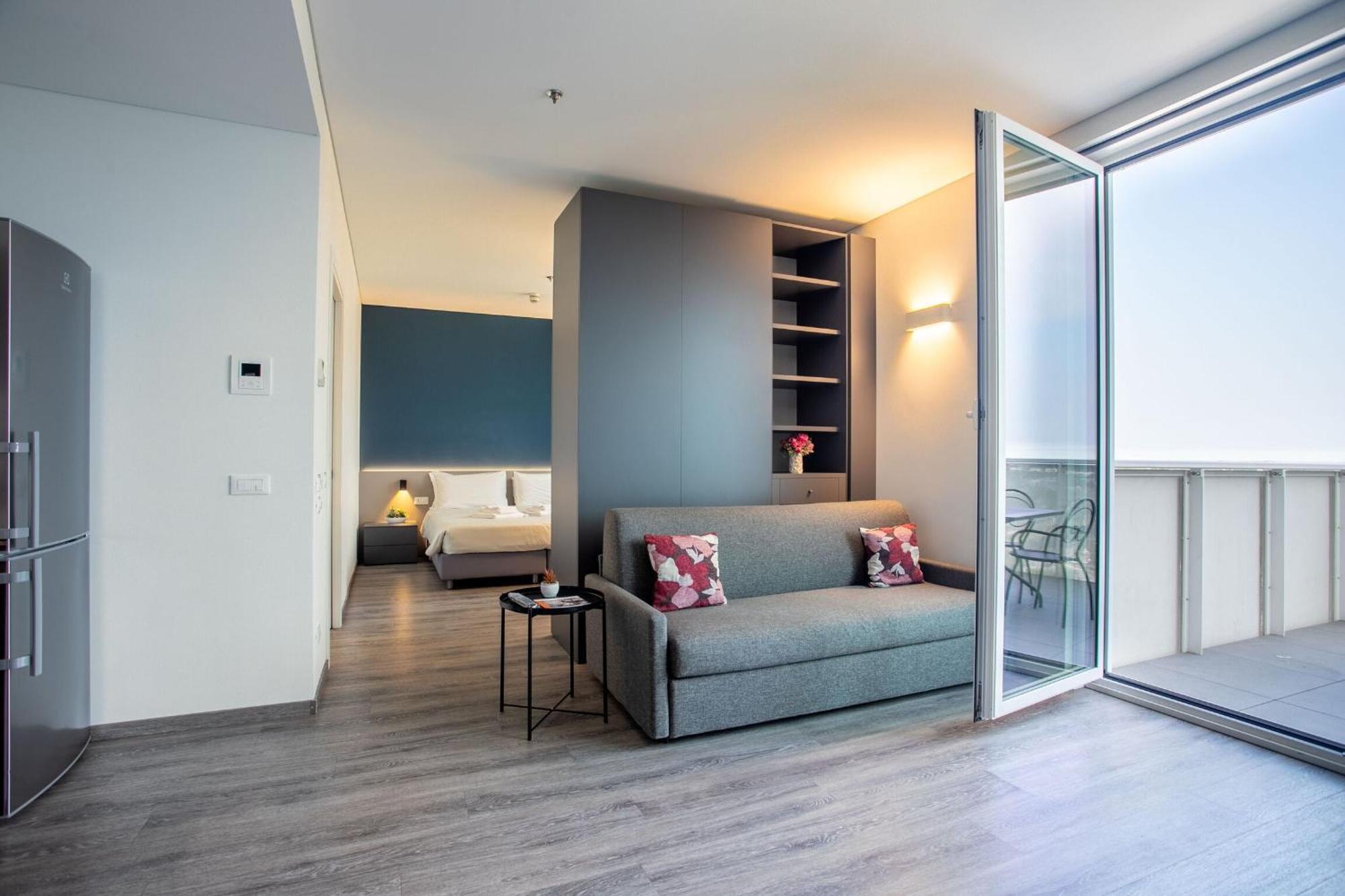 Htm Venice Suite By Halldis Местре Экстерьер фото
