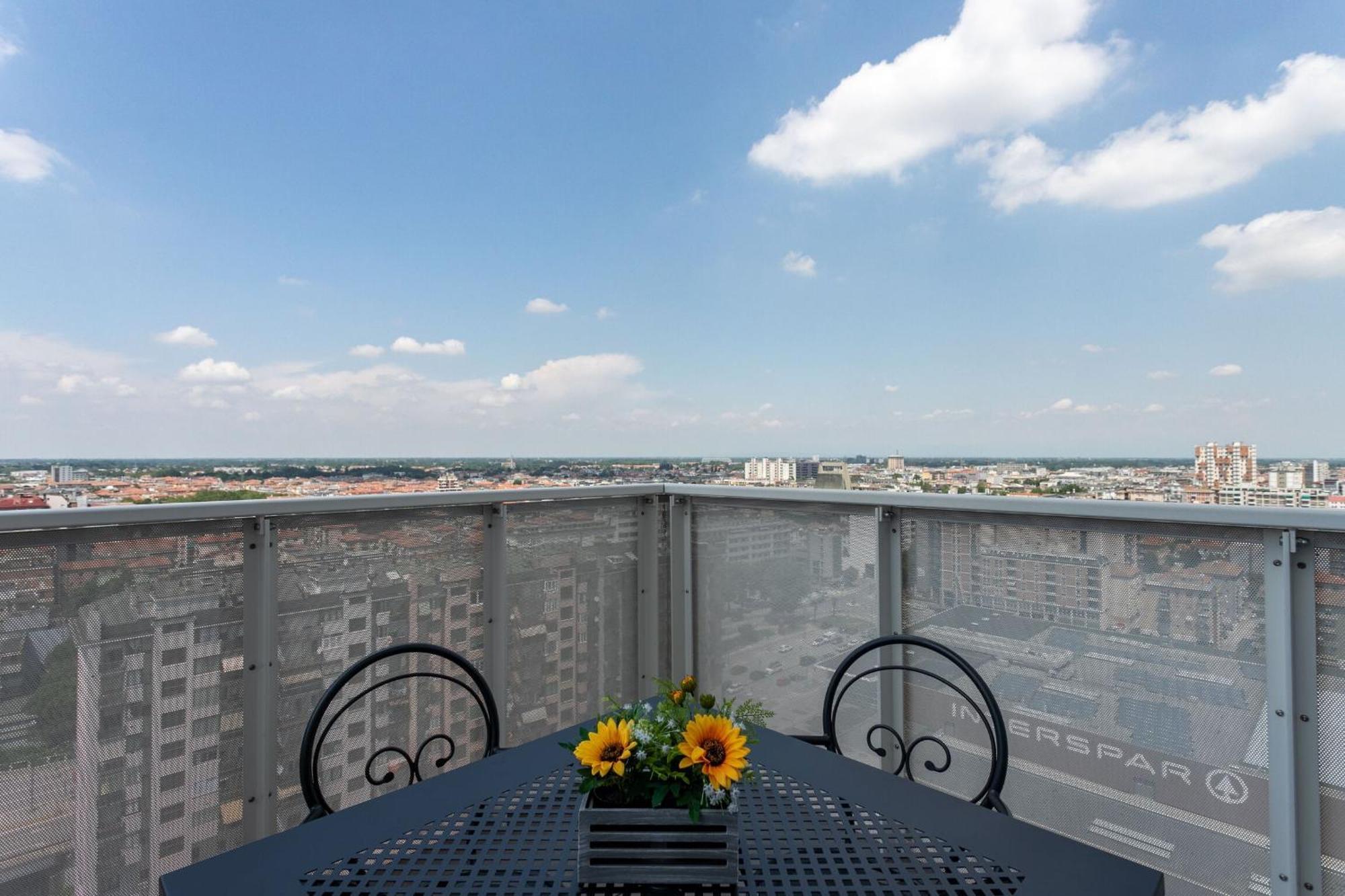Htm Venice Suite By Halldis Местре Экстерьер фото