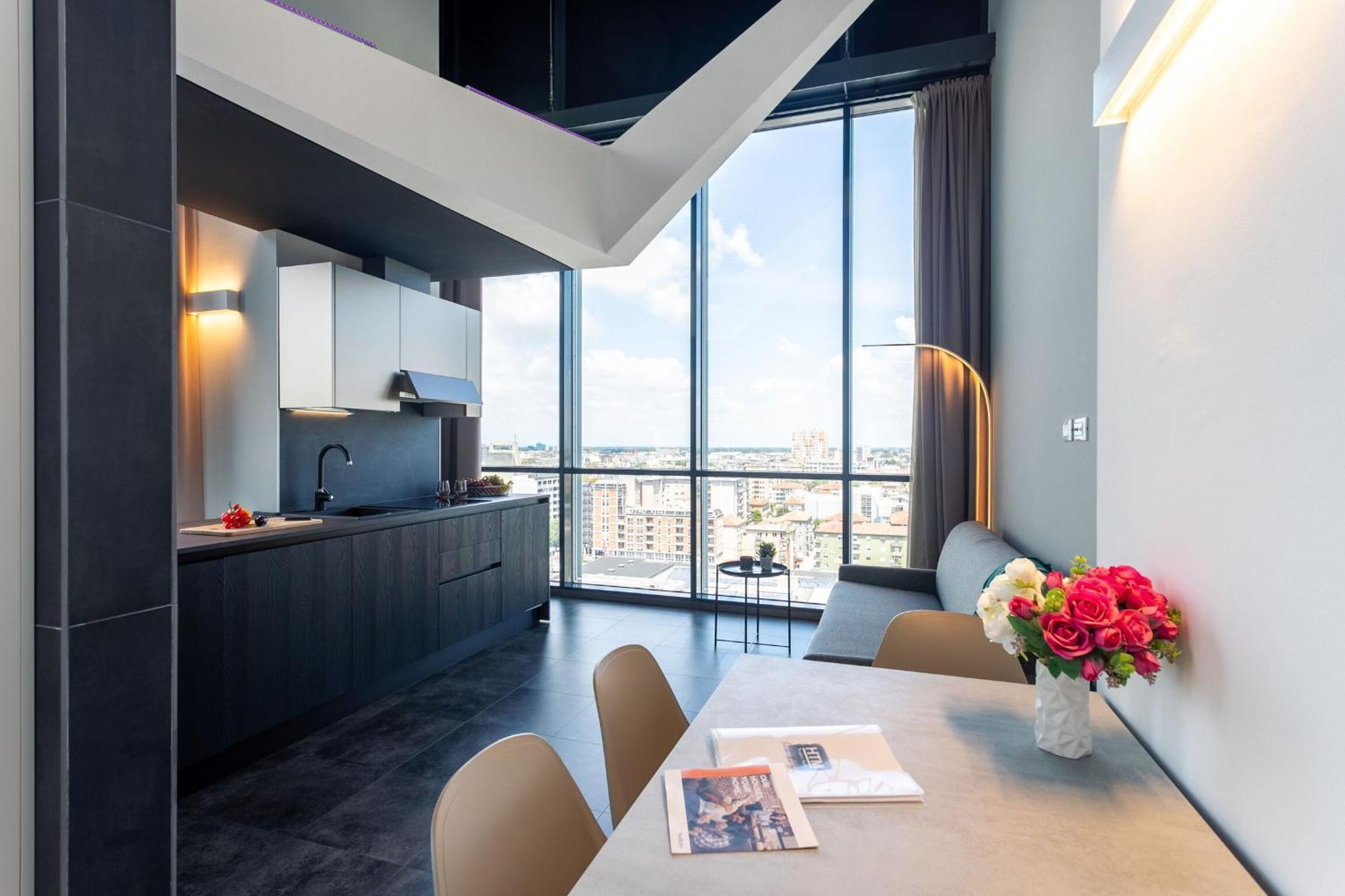 Htm Venice Suite By Halldis Местре Экстерьер фото